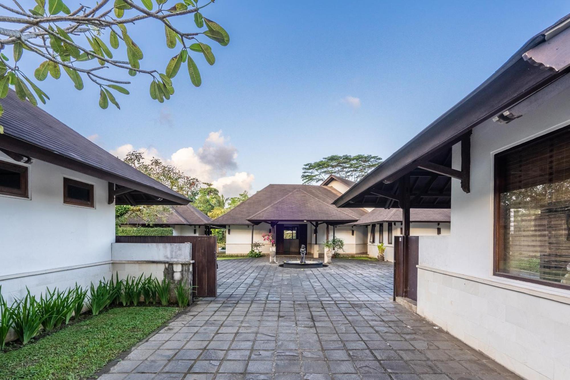 Tirta Tawar Villa Ubud Exterior photo